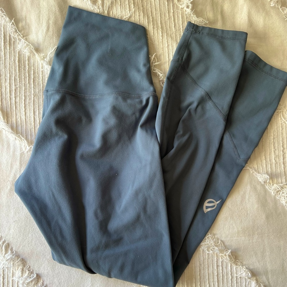 Ptula Leggings-Light Blue Small